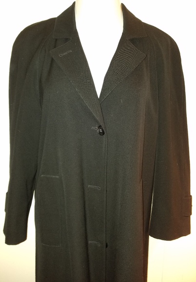 SOLD - Perfect black wool trenchcoat - Picture 4 of 7